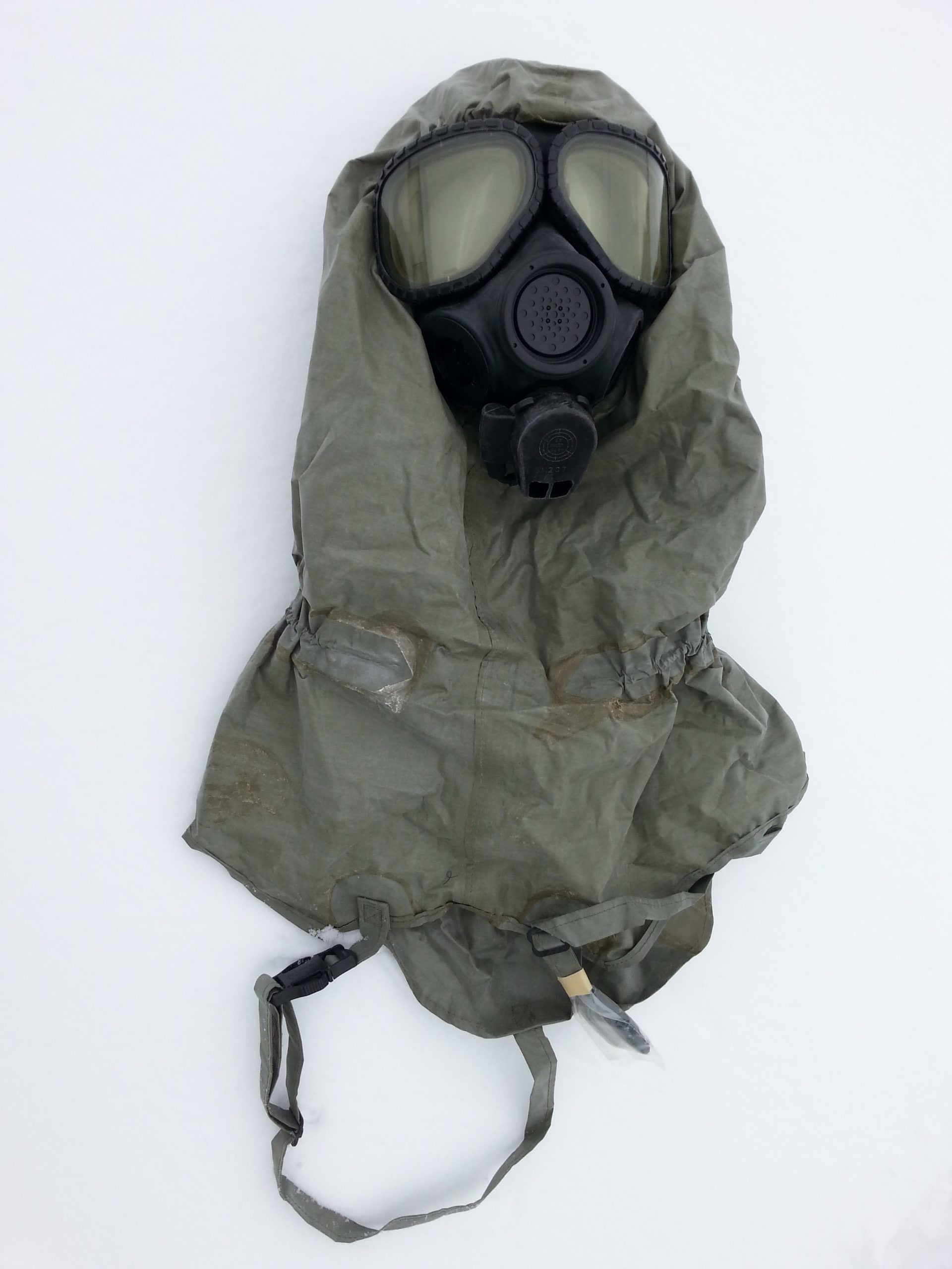 Universal gas mask hood