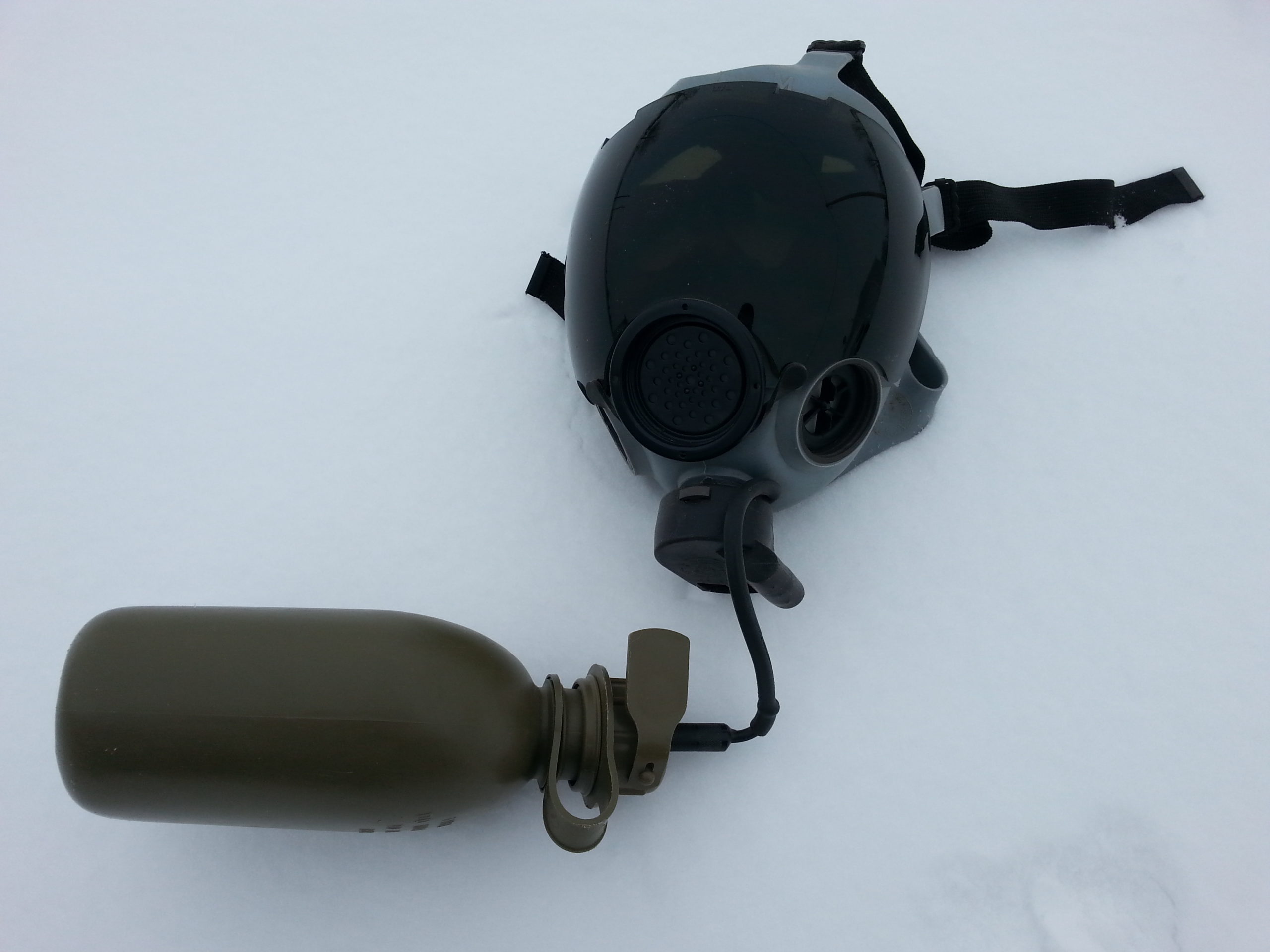 Canteen cap for US gas mask hydration system