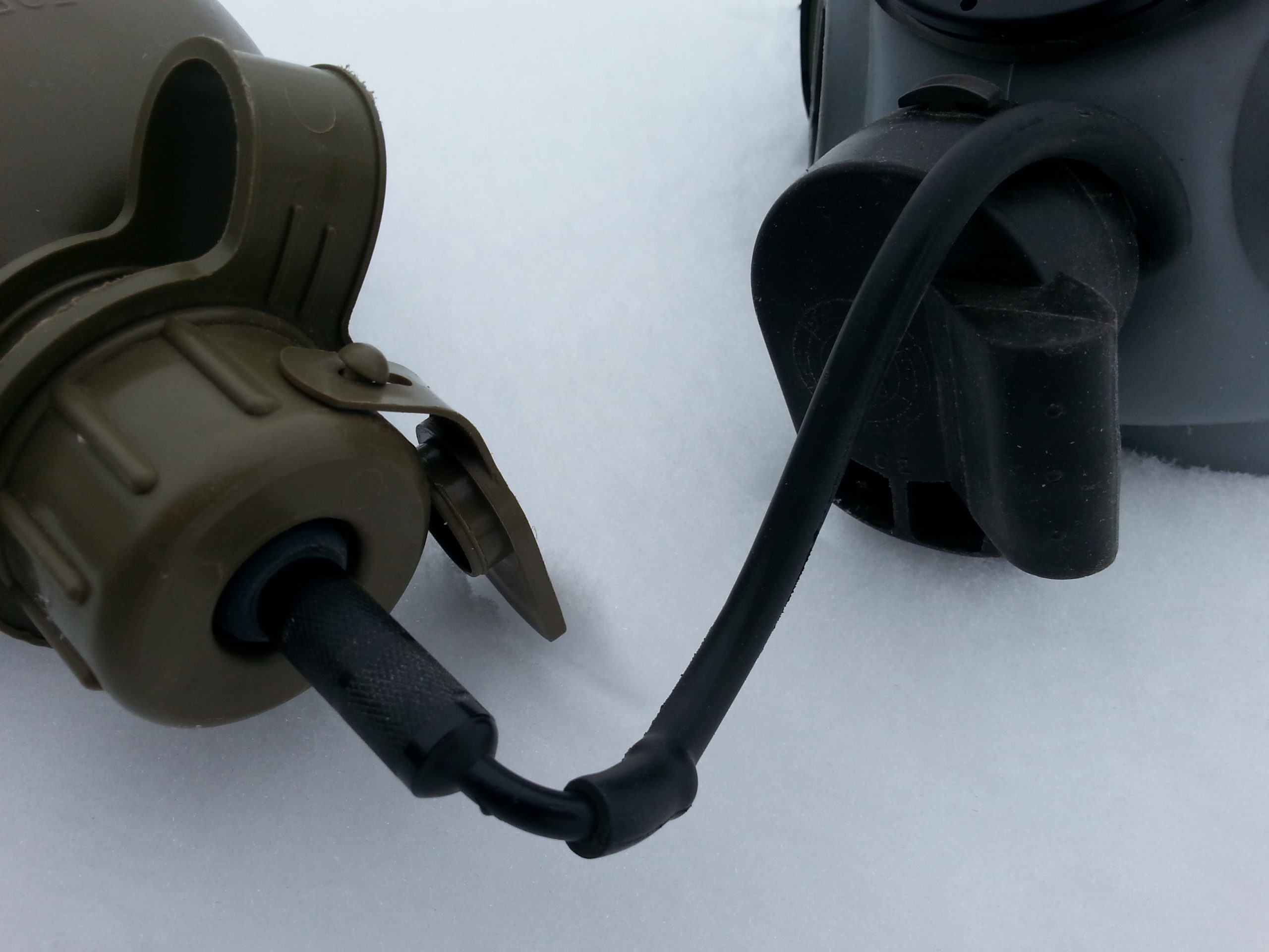 Canteen cap for US gas mask hydration system